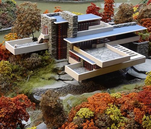 La Casa sulla Cascata: un'opera architettonica sorprendente 