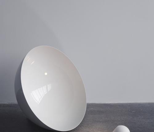 Globe: il segreto di una lampada di design sta nell'interazione