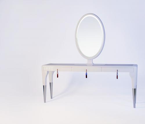 "Secret Passion" beauty table by Ekaterina Elizarova
