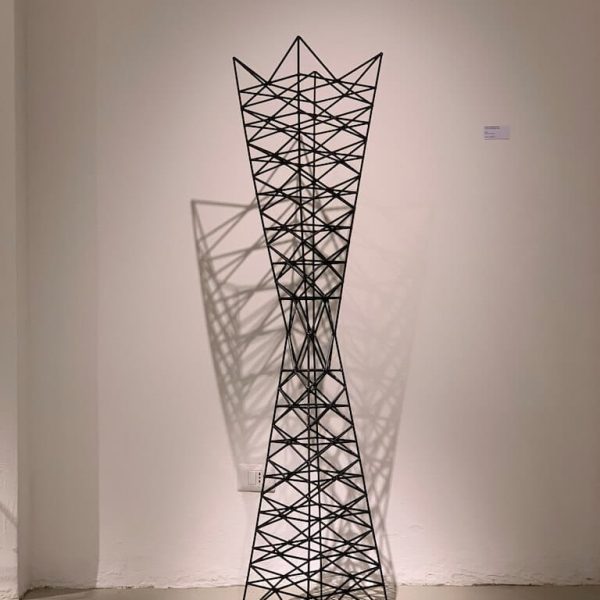 HYarticoli_Oltre-la-Materia_07