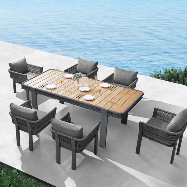 HigoldMilano_DiningTable_BorromeoCollection_07.jpg