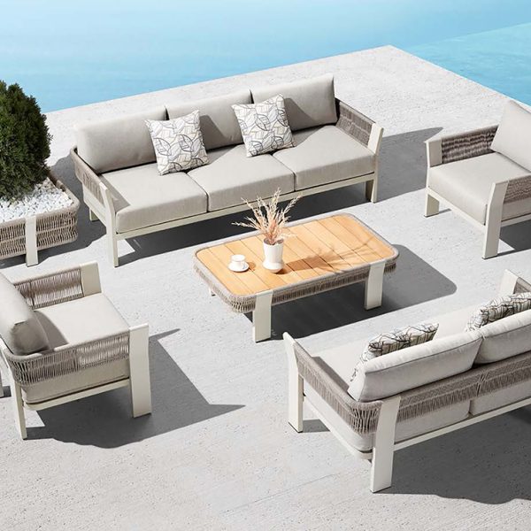 HigoldMilano_Three-seaterSofa_BorromeoCollection_08.jpg