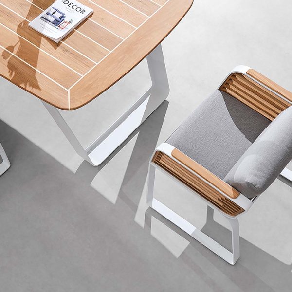 HigoldMilano_Wingcollection_08.jpg