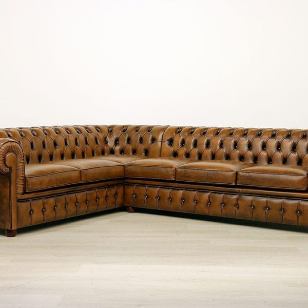 Divano Chesterfield ad angolo marrone in pelle asportabile