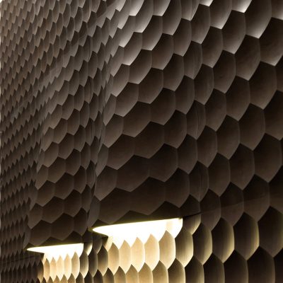 Lithos_Design_Pietre_Incise_favo_coni_luce