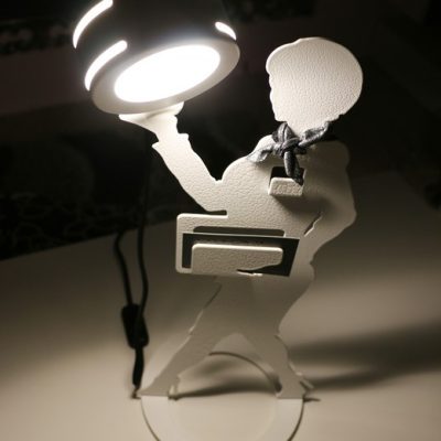 Mod.08MANUELA-lasegretaria_lampadadatavolo_EffectLeatherWhite26Copia