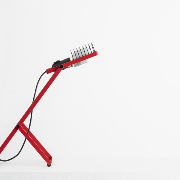 TIDarticles_Artemide_Sintesi table lamp by Ernesto Gismondi_07