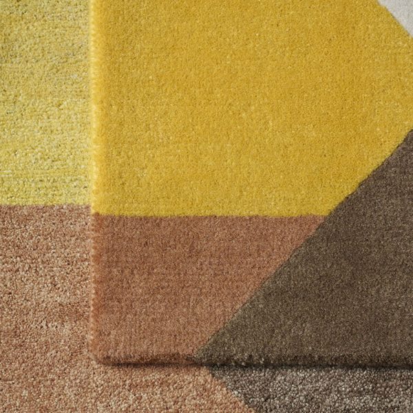 TIDarticles_Eileen Gray Nettle Rugs Production_07