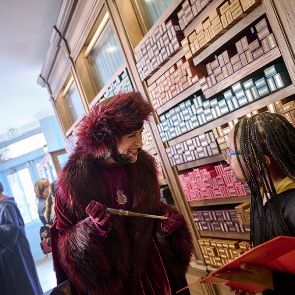 TIDarticles_LOLO Theme Park Costume Studio_03