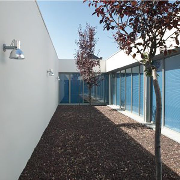 TIDarticles_LapellicolaLCDadesivarivoluzionailconcettodivetrataancheinterminididesign_02.jpg