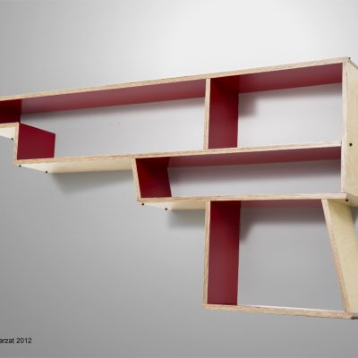 Uzishelf4copie.jpg