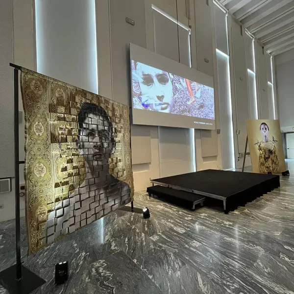 xHYevents_Michele-Tombolini_I-riflessi-dellanima_03.jpeg.pagespeed.ic.NW6uWMr8eg